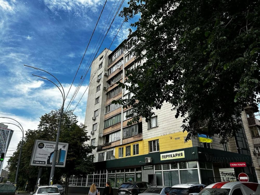 Світло 24/7, Оренда метро Вокзальна, Повітрофлотський просп. буд 1.