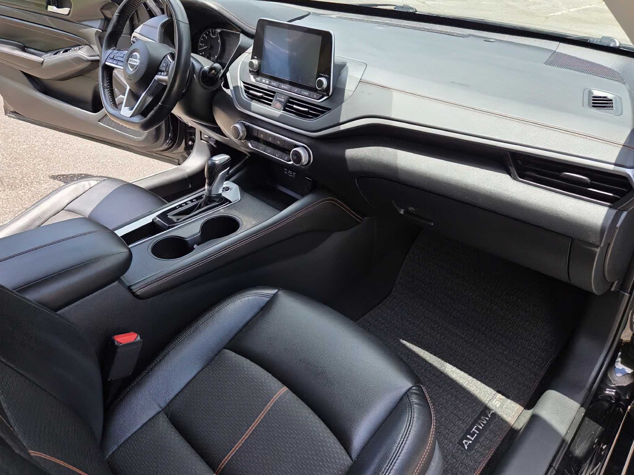 Nissan Altima 2021