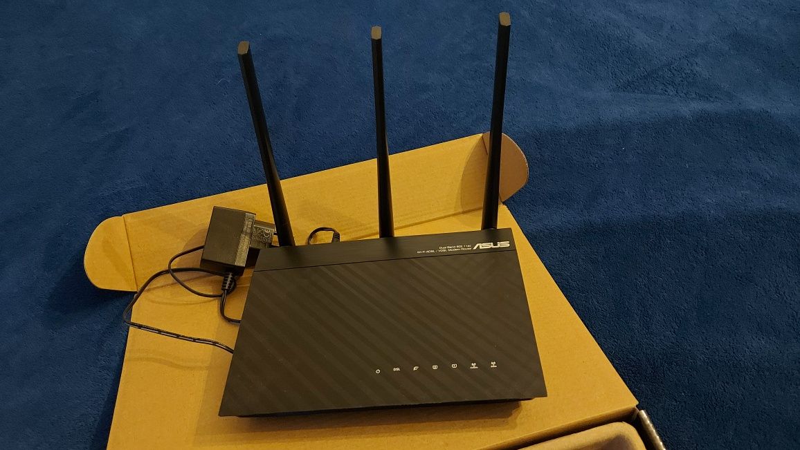 Router przewodowy Asus DSL-AC51