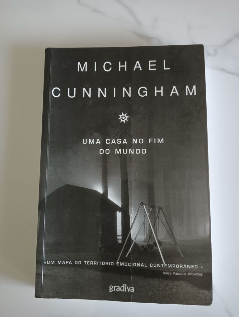 Uma Casa no Fim do Mundo	Michael Cunningham		Como novo!!