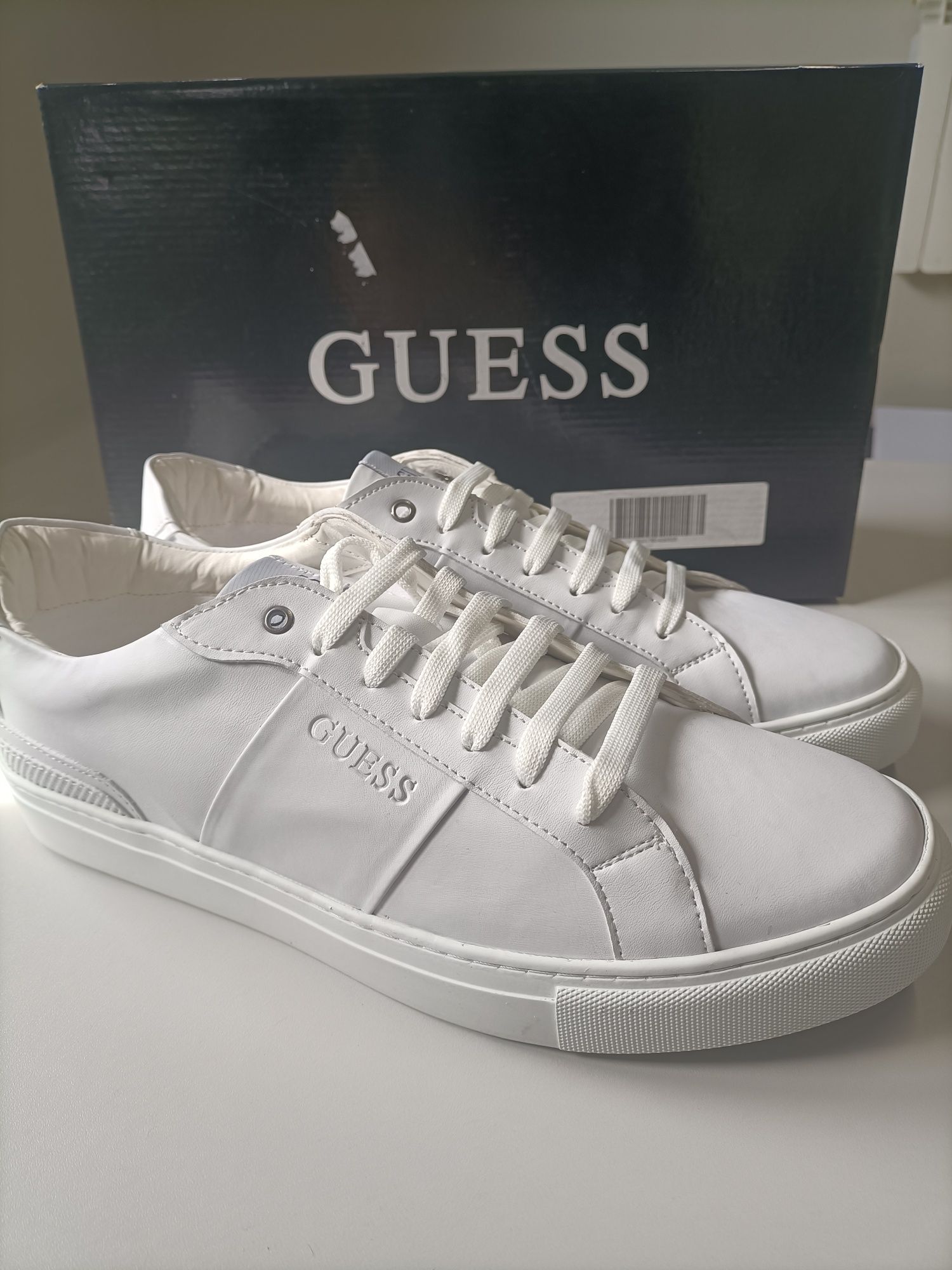 Adidasy Guess rozmiar 43