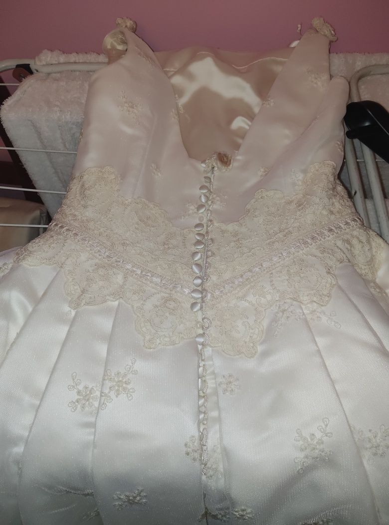 Vestido de noiva lindo e bom tecido