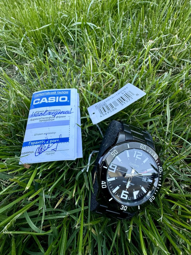 Casio MTP-VD01B Годинник Чорний