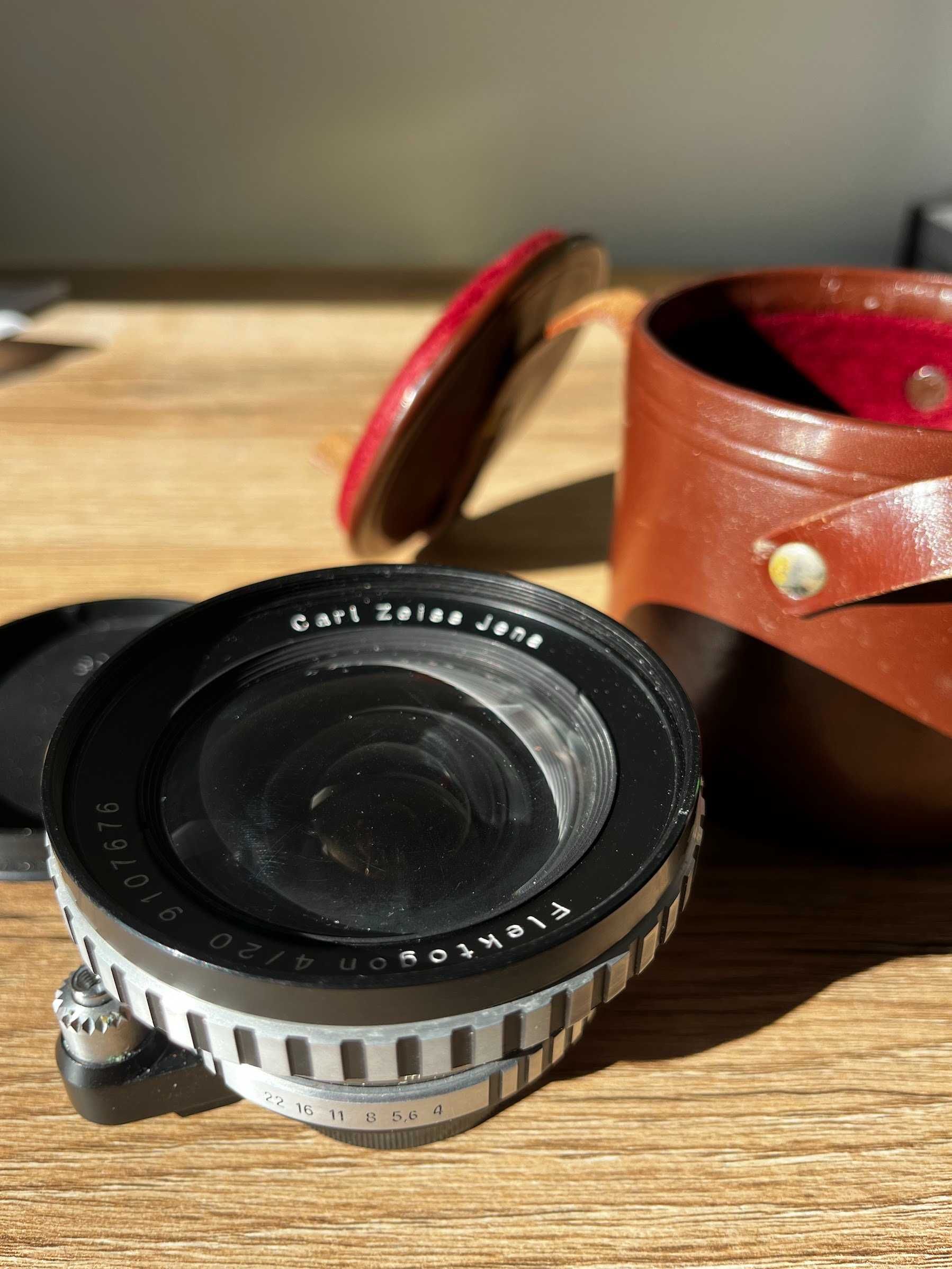 Obiektyw Carl Zeiss jena Flektogon 4/20 EXAKTA EXA