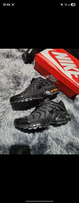 Sapatilhas Nike Pretas - Ler descrição!