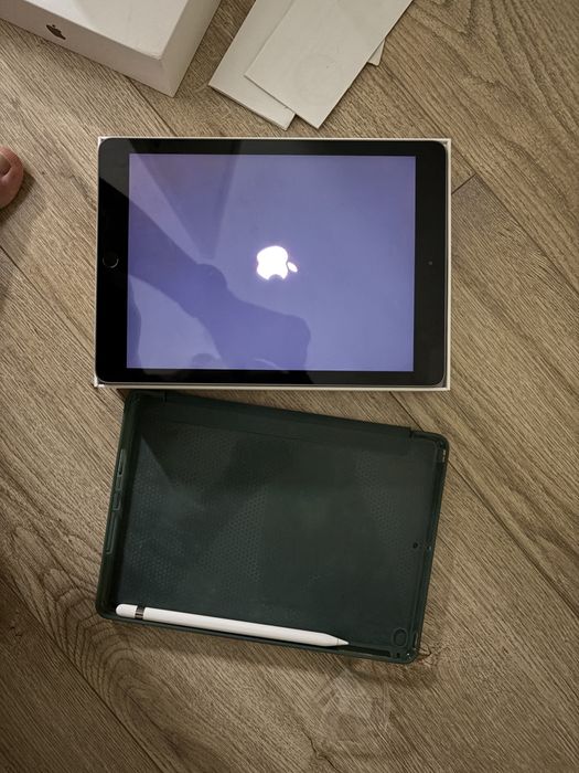 Ipad Wifi 6Gen з apple pencil