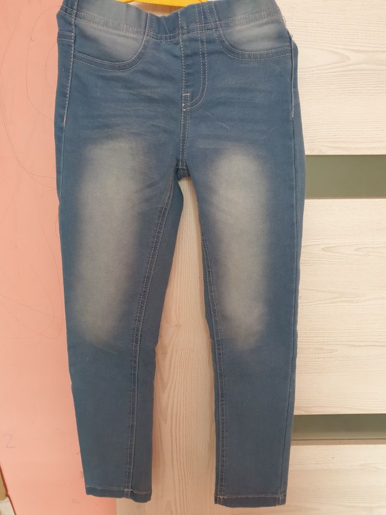 Nowe spodnie jegginsy jeans 122