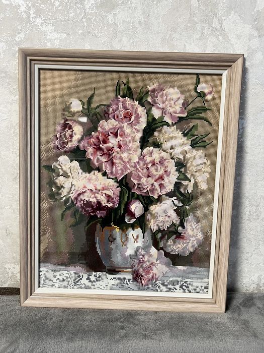 Картина Піони в вазі.