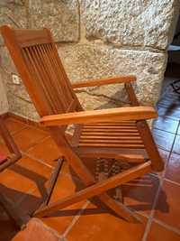 Cadeira de madeira de alta qualidade