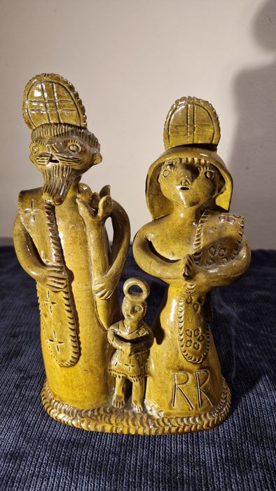 Rosa Ramalho - Sagrada Familia -Figurado de Barcelos