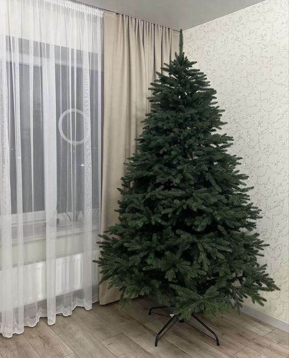 Штучні зелені ялинки Ялинка Ель Лита ялинка голуба Елка искусственная