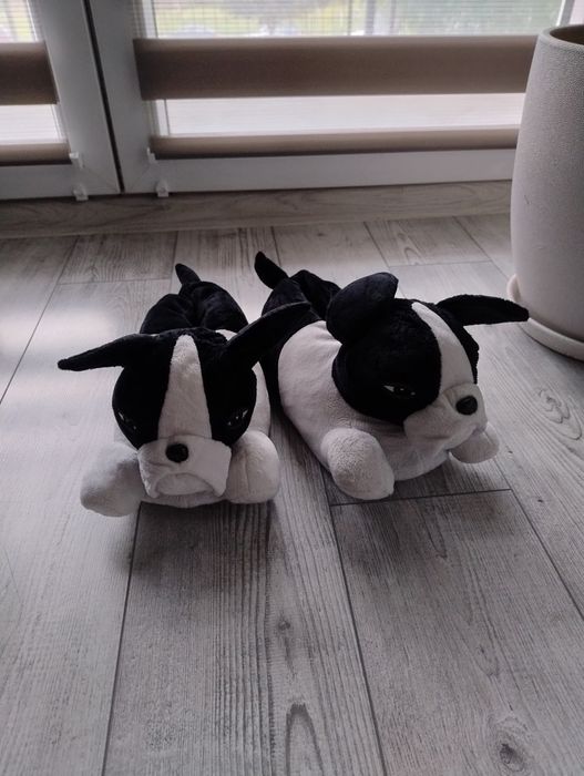 Ciepłe kapcie bulldogi 40