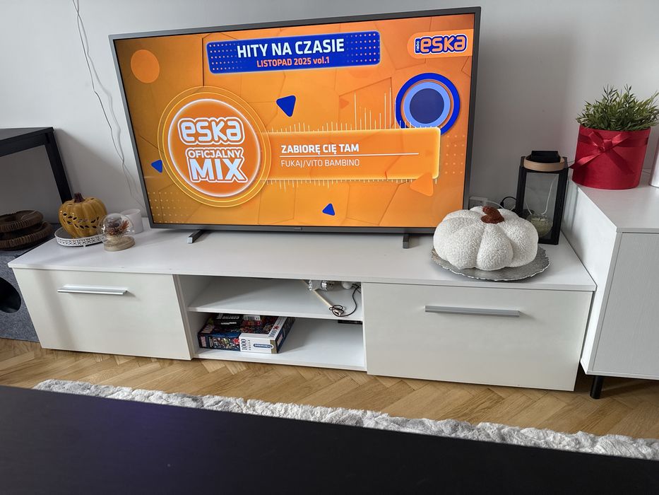 Szafka RTV pod telewizor biala REZERWACJA