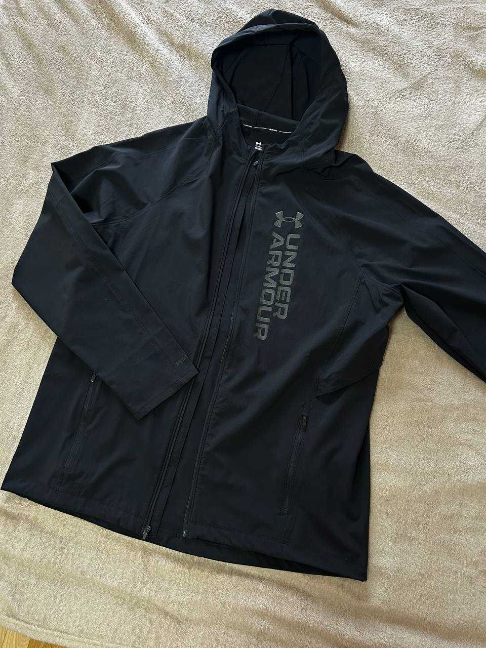 Бігова вітровка Under Armour OutRun the STORM Jacket
