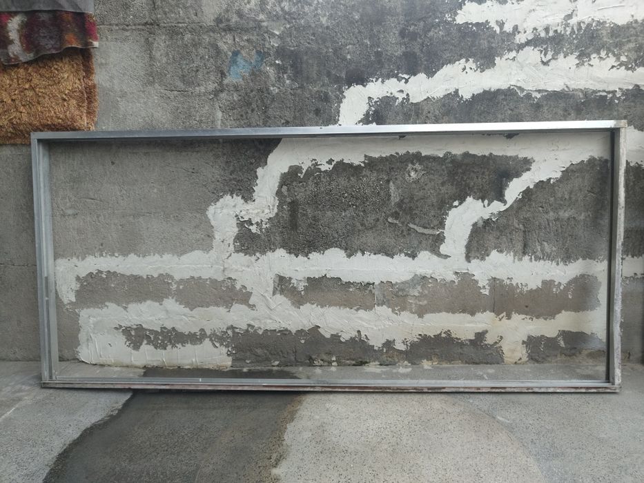 Vendo conjunto de janelas de correr  em alumínio com vidros