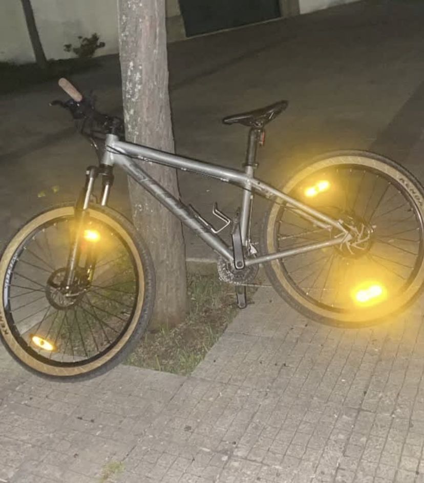 Scott  btt aro 26