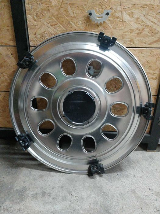 Kołpaki do ciężarówki DAF