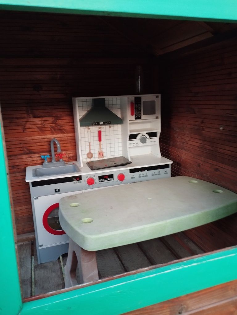 Plac zabaw, domek dla dzieci, huśtawka, zjeżdżalnia, ścianka. DUŻY
