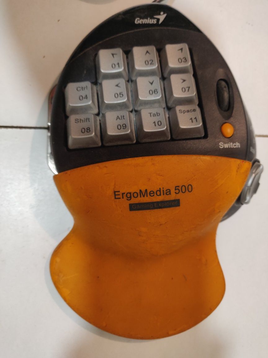 Геймпад Genius ErgoMedia 500 USB