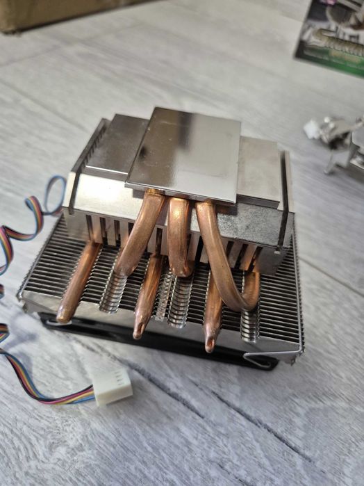 низькопрофільний low profile 64mm японський кулер SCYTHE Shuriken B