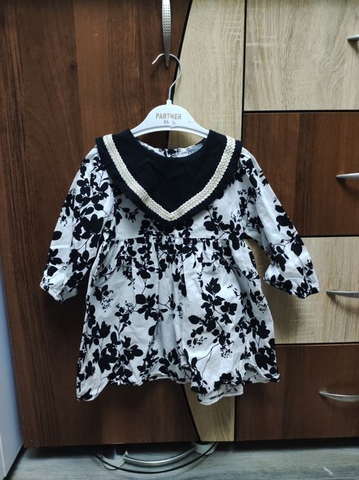 Продам дитячу сукню