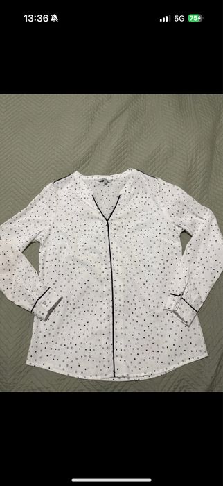 Koszula z dekoltem w serek w kropki (greenpoint)