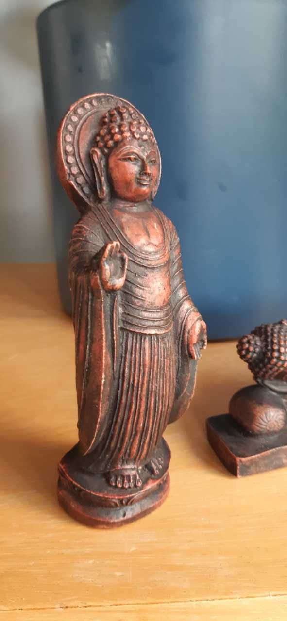 2 figurki Buddy z Nepalu wykonane z laki