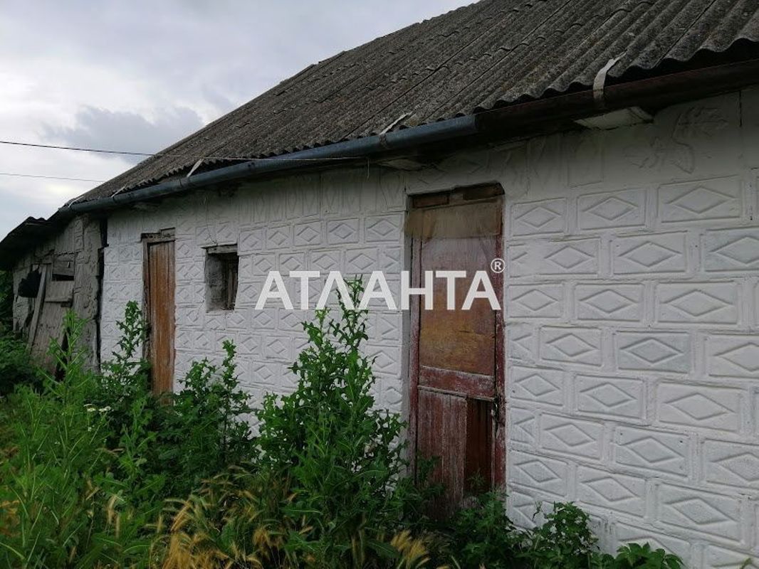 Участок со старым домиком в селе Дачное / район улицы Новой