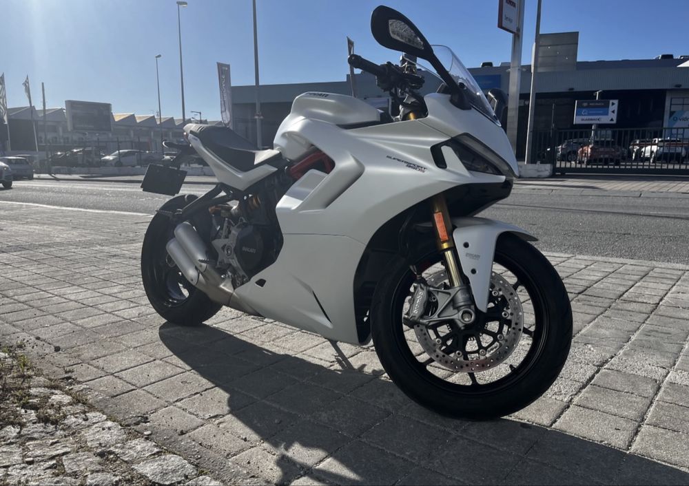 Ducati Supersport 950
