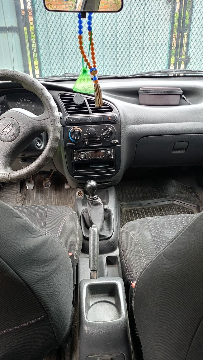 Daewoo Lanos 1.5
ред.