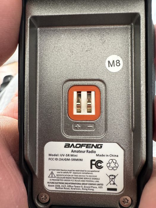 Baofeng UV-5R mini radio UHF/VHF