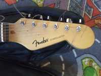 Электрогитара Fender Stratocaster, чехол, подставка, ремни