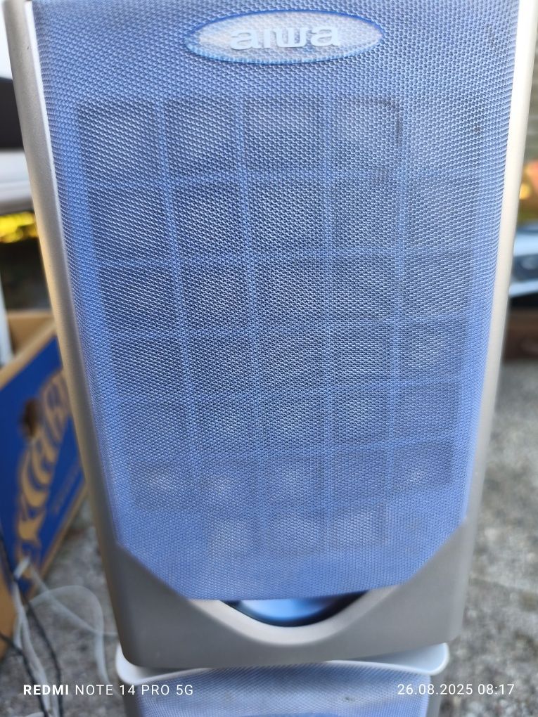Mini wieża Aiwa z pilotem