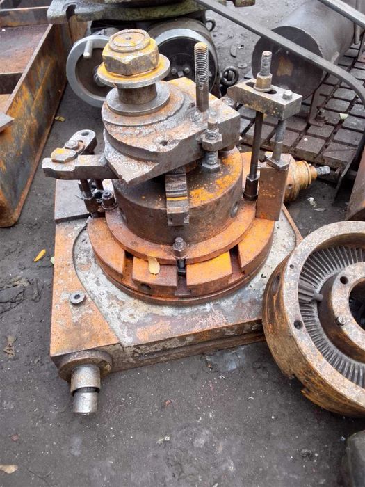 Продам Стол поворотный  в сборе Фрезерно- токарного станка