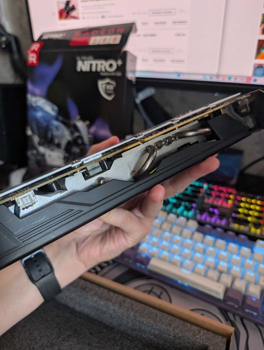 Видеокарта AMD Radeon RX 580 8GB. Не майнилась. Отличное состояние.