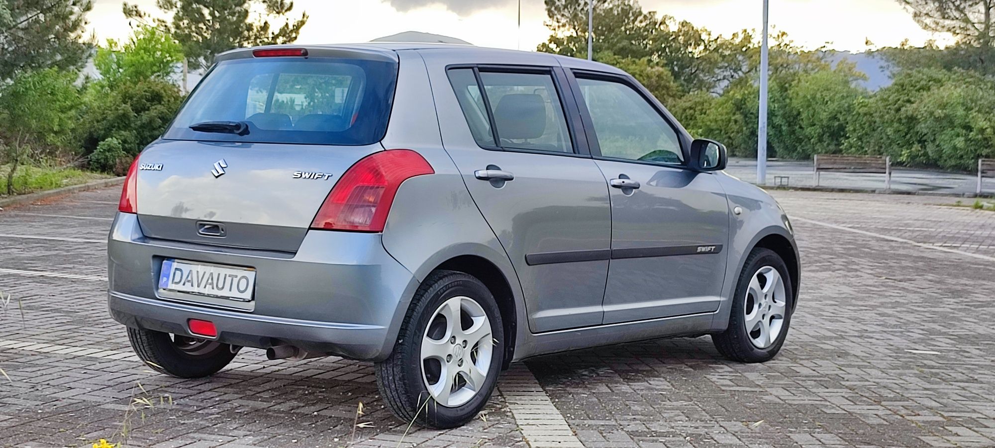 Suzuki Swift 1.3 Gls Nav troco