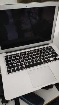 MacBook Air i5 2011