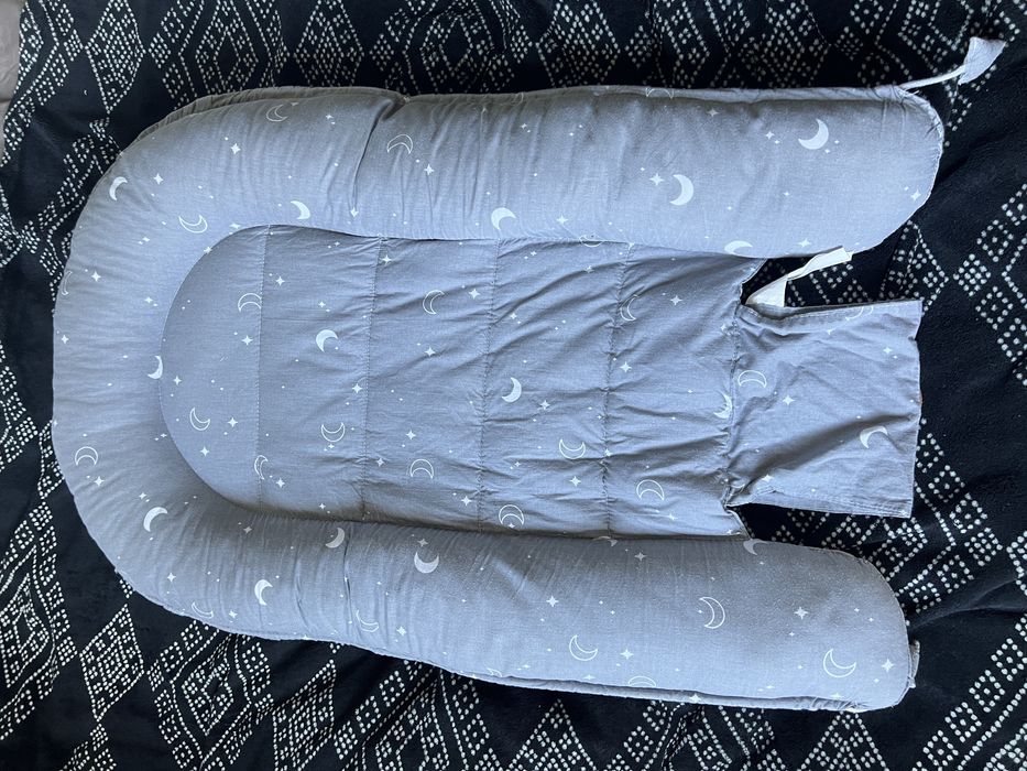 Kokon niemowlęcy – szary z księżycami i gwiazdkami