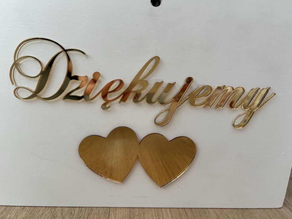 Biała skrzynka na koperty ślubna