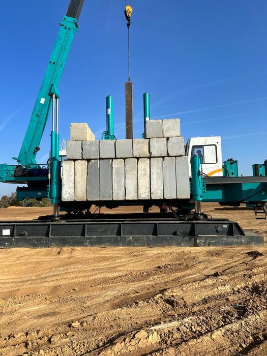 Вдавлювання паль / свай