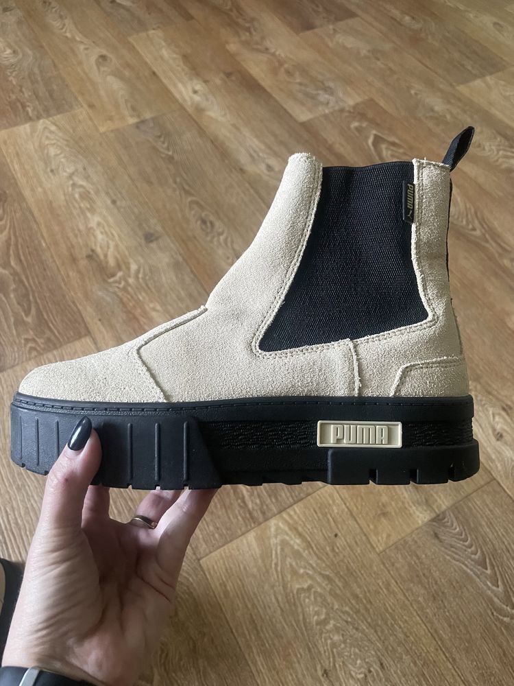 Челсі  Puma Mayze