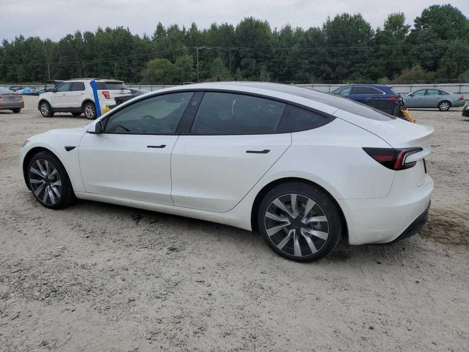 Tesla Model 3 2025