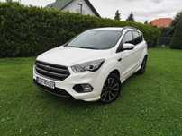 Ford Kuga Ford Kuga 1.5 EcoBoost 4x4 ST-Line. Super stan. Dwa komplety kół.