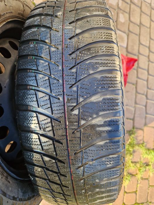 Koła z oponami zimowymi 205/60 R 16