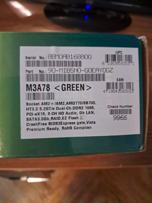 Компьютер со столом