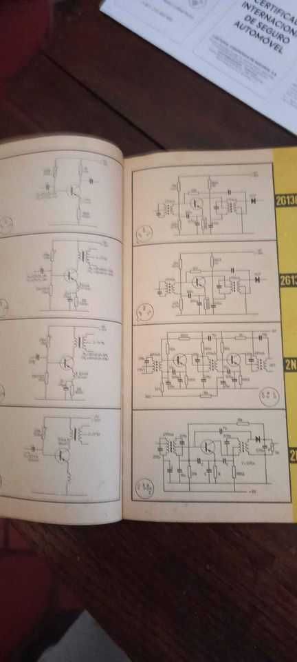 -Livro sobre semicondutores tube and transistor  2º volume 1961