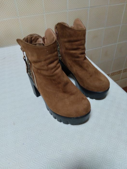 Botas de mulher castanhas n36