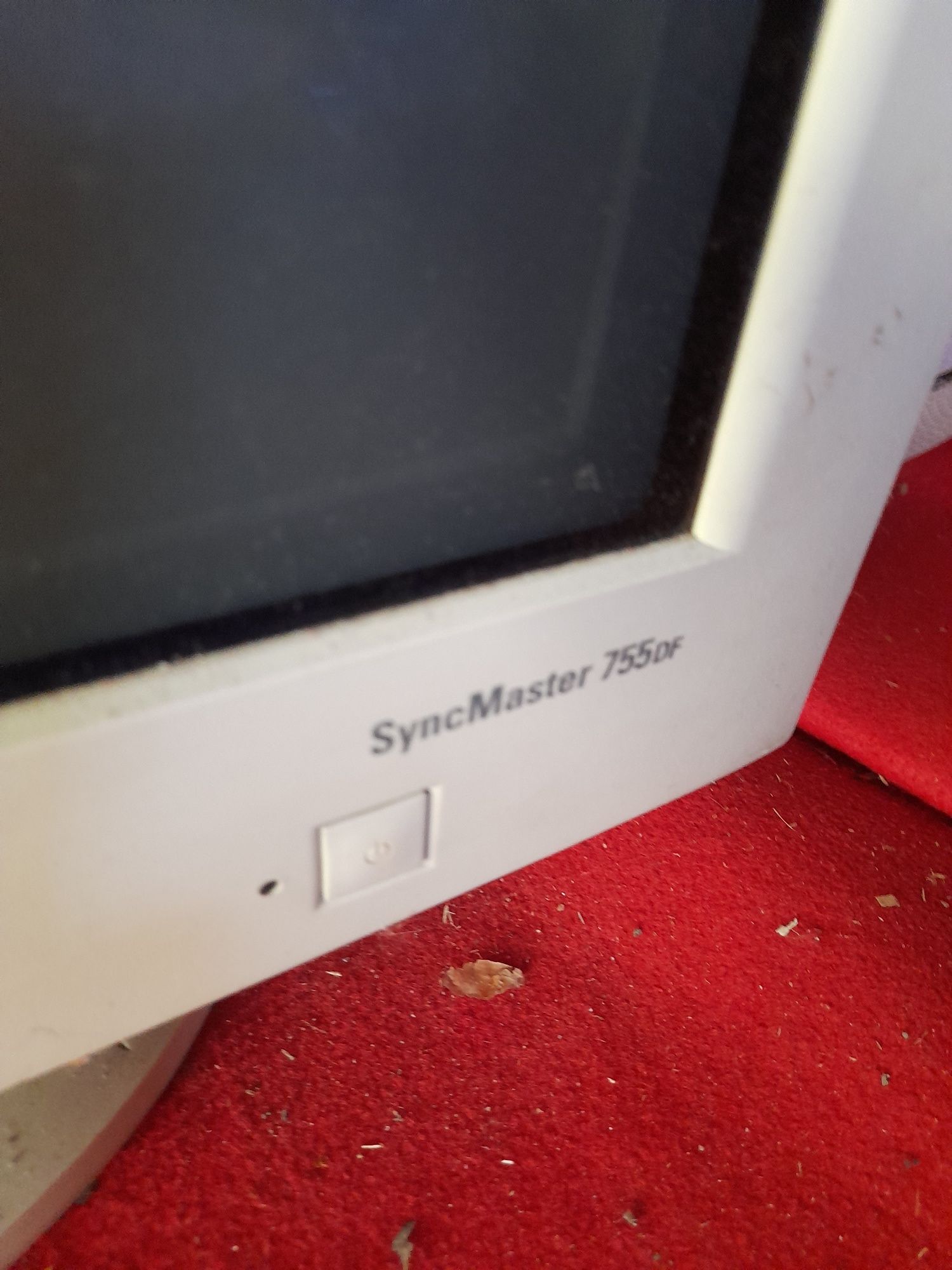 Sprzedam monitor Samsung SyncMastr 755DF
