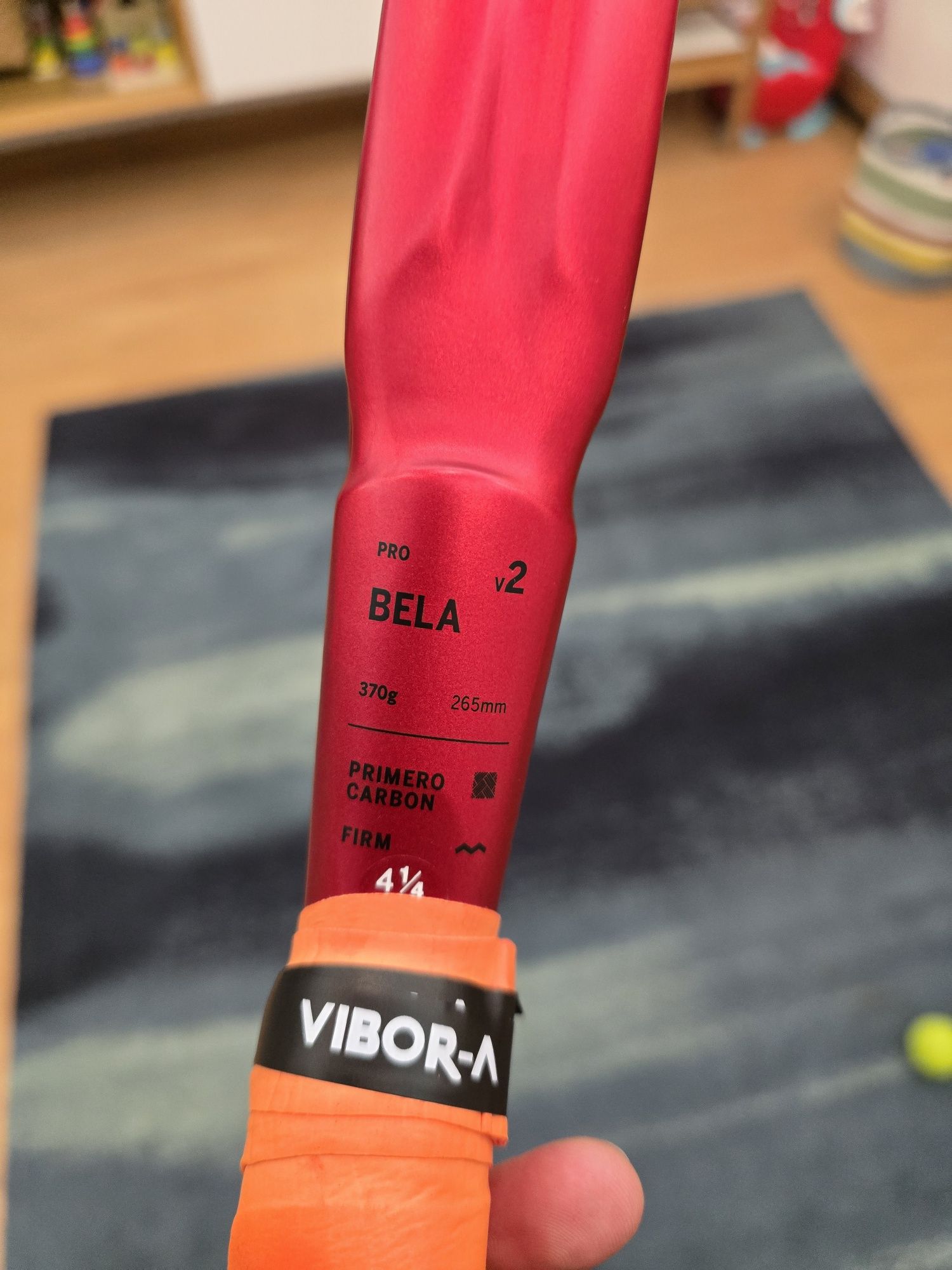 Pala padel Wilson bela v2