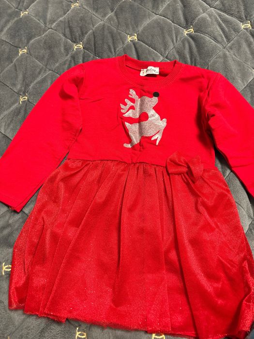 Новорічний одяг,сукні і костюмчики.Нові і б/у на 2,3 рочки